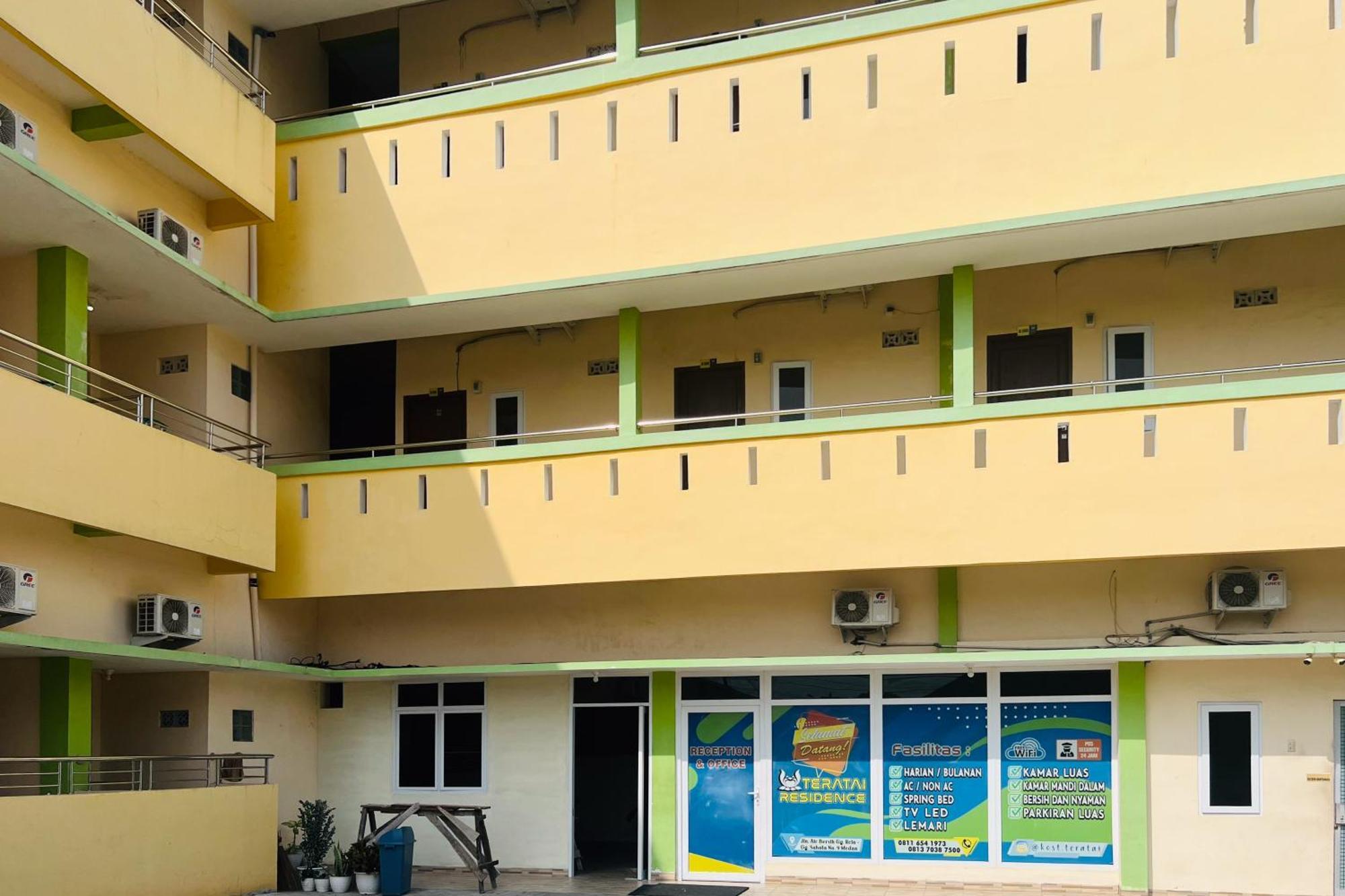 Teratai Residence Mitra Reddoorz Medan Exteriör bild